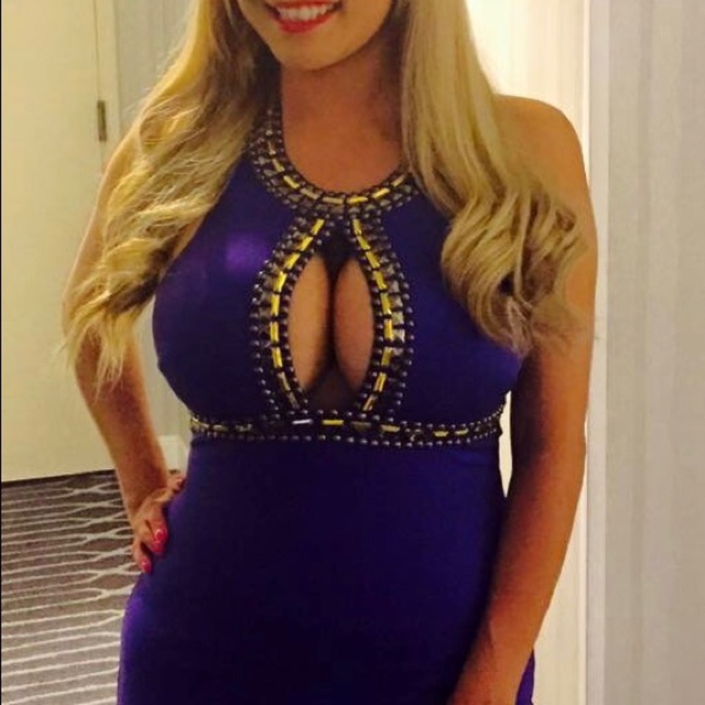 Bebe cocktail violet dress